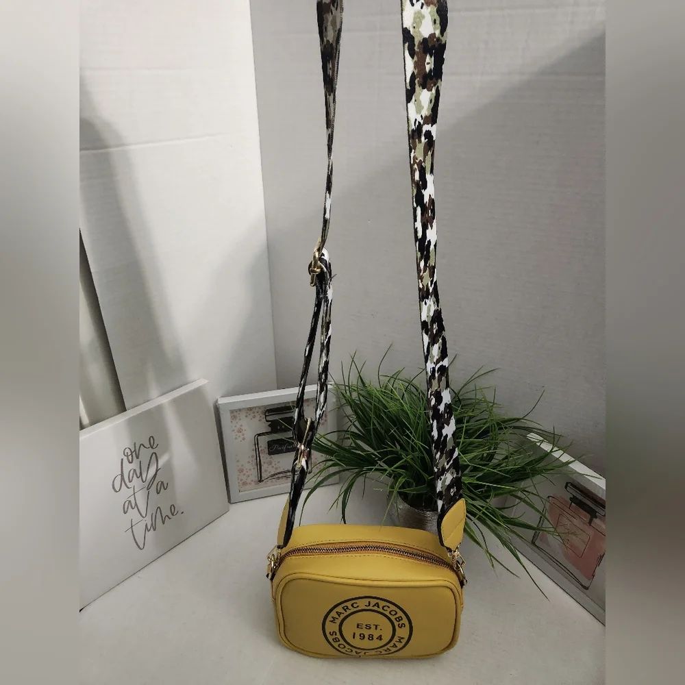 Marc Jacobs stylish yellow